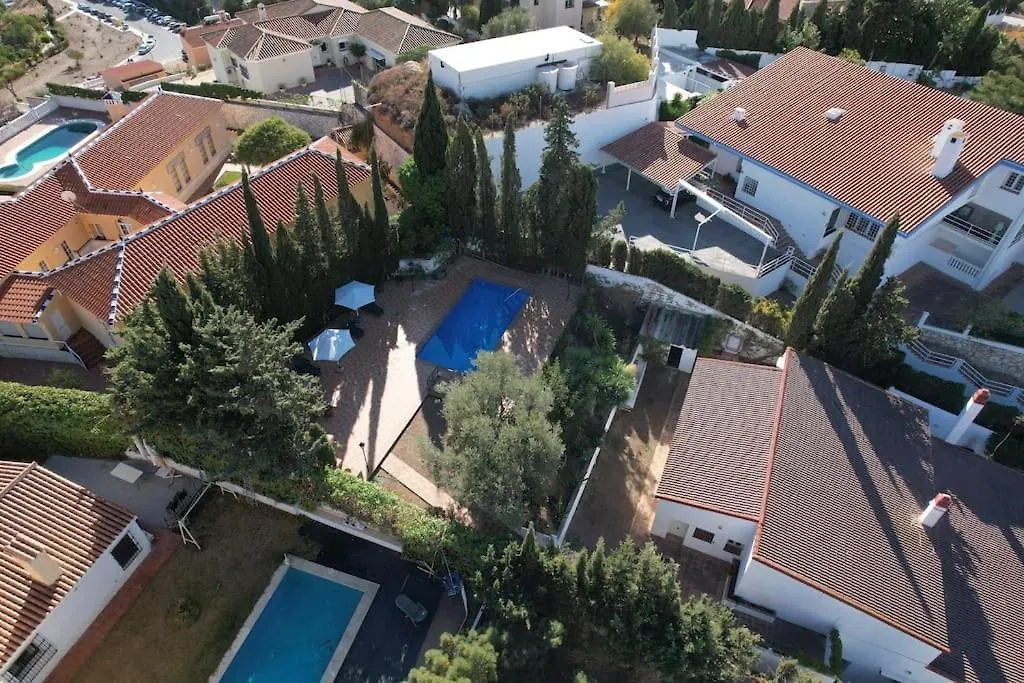 Acogedora Y Amplia Villa Con Piscina Málaga Spanje