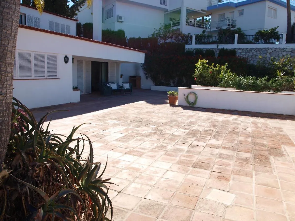 Acogedora Y Amplia Villa Con Piscina Málaga