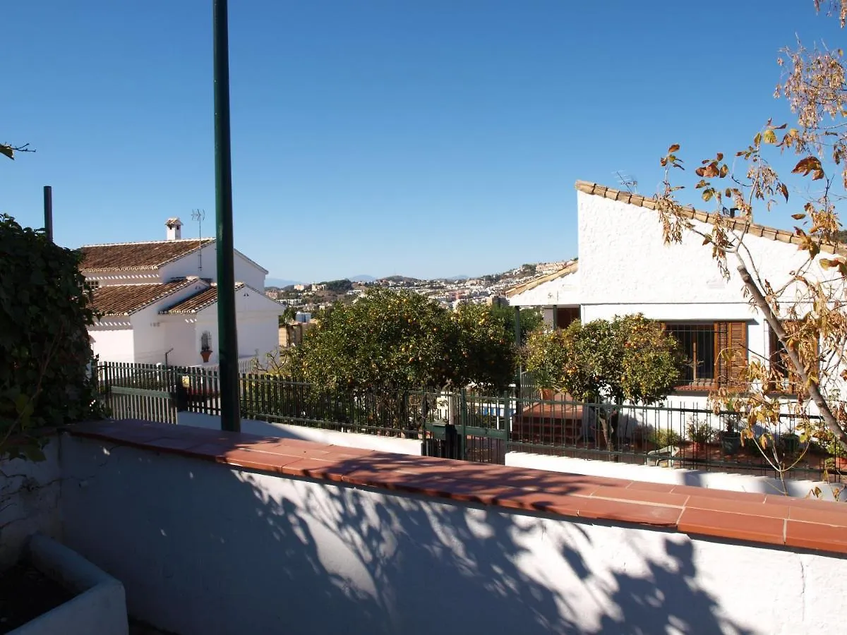 Acogedora Y Amplia Villa Con Piscina Málaga
