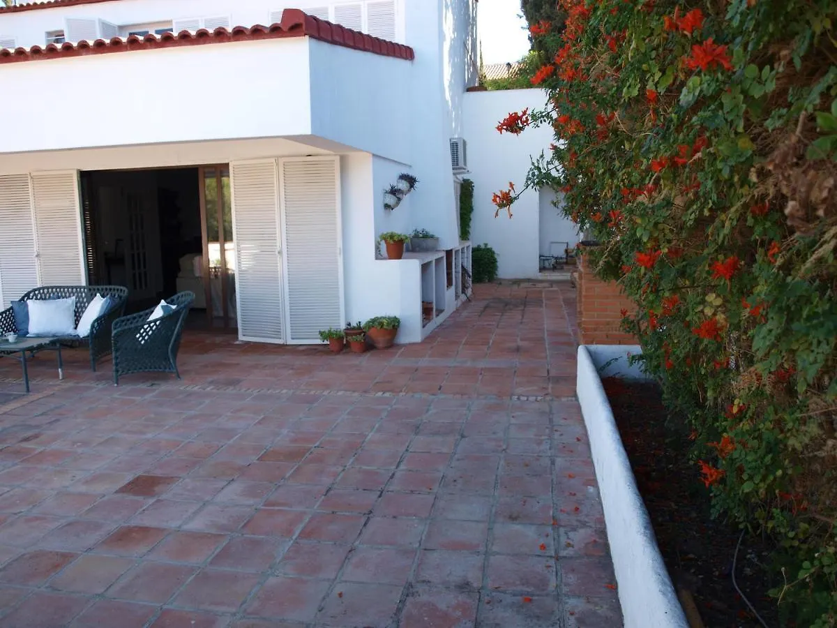 Acogedora Y Amplia Villa Con Piscina Málaga 0*,