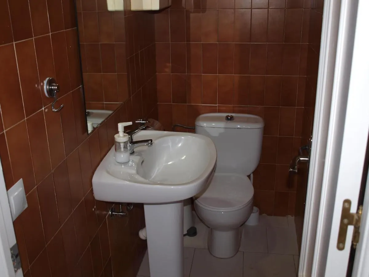 Acogedora Y Amplia Villa Con Piscina Malaga