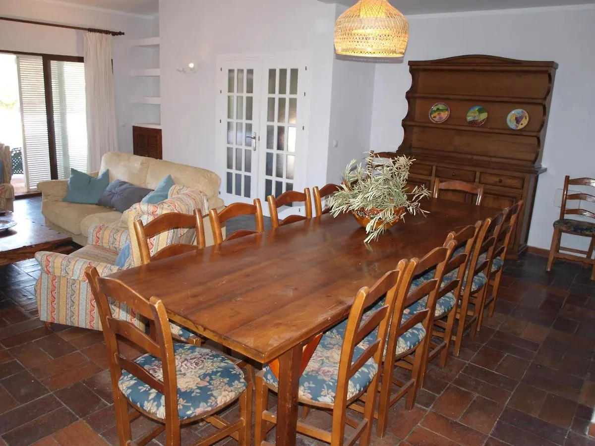 Acogedora Y Amplia Villa Con Piscina Malaga 0*,  Spain