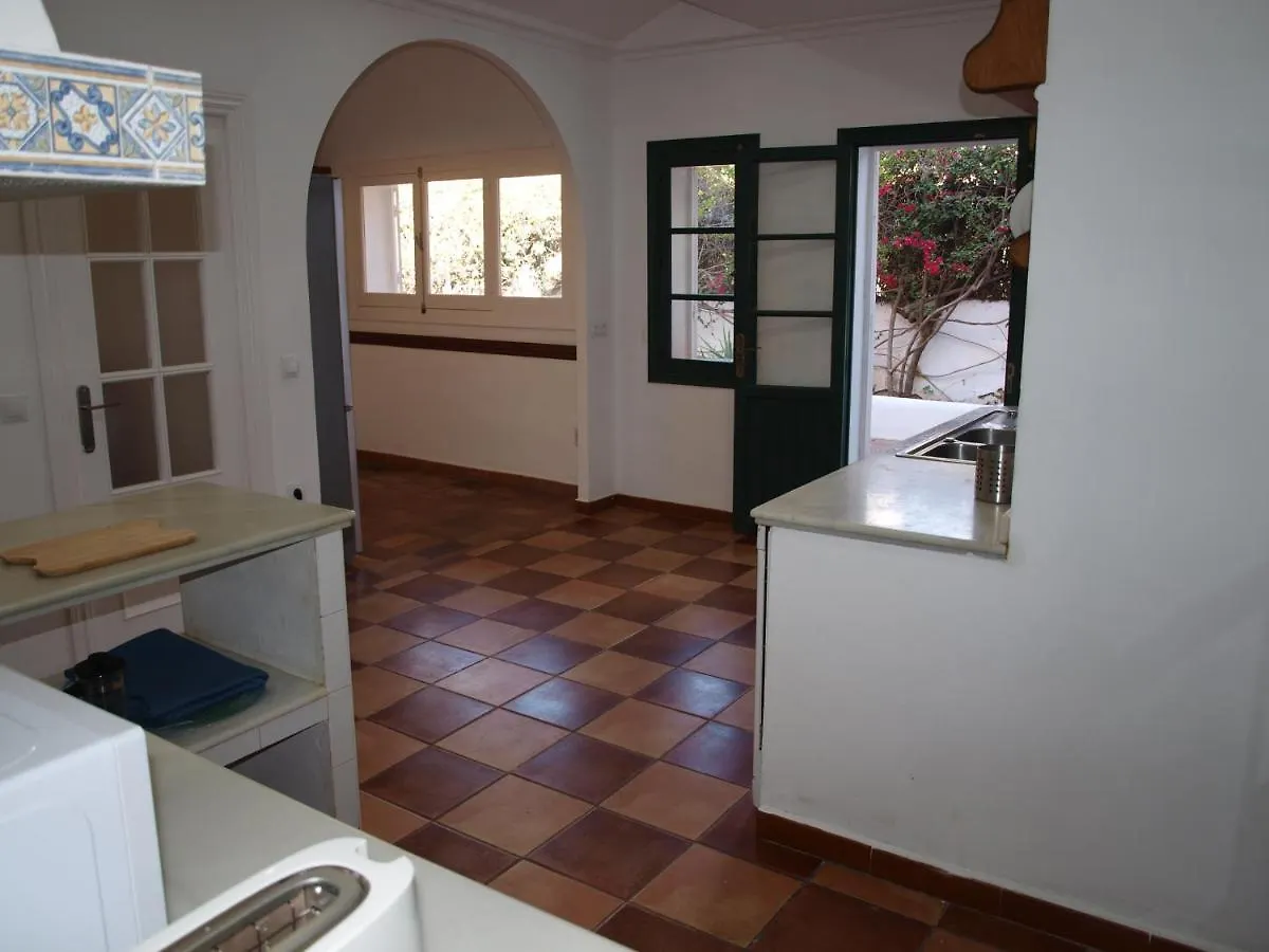 Acogedora Y Amplia Villa Con Piscina Malaga